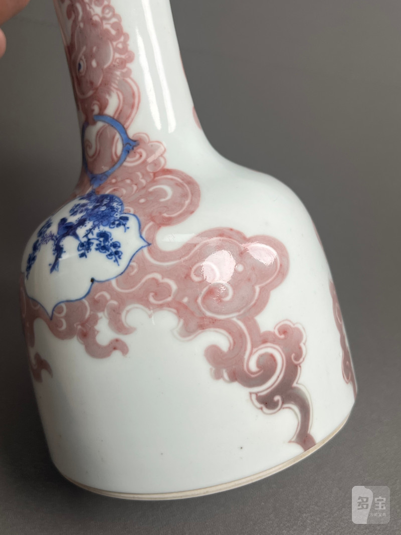 清康熙  青花釉里红夔凤开光花鸟纹双陆尊（附木盒） - 图11